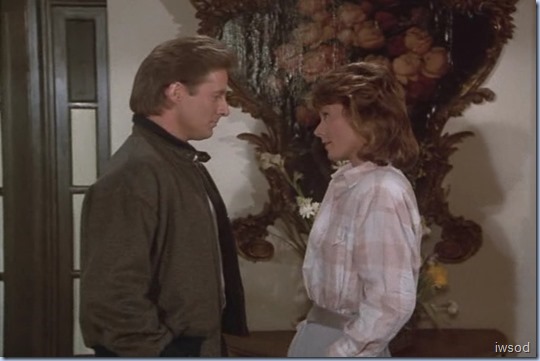 3.20 DEAD MEN LEAVE NO TRAILS.avi_002622088