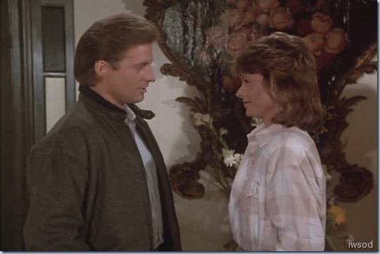 3.20 DEAD MEN LEAVE NO TRAILS.avi_002626092