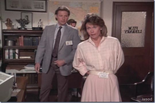 3.22 ALL THE WORLD'S A STAGE.avi_000199132