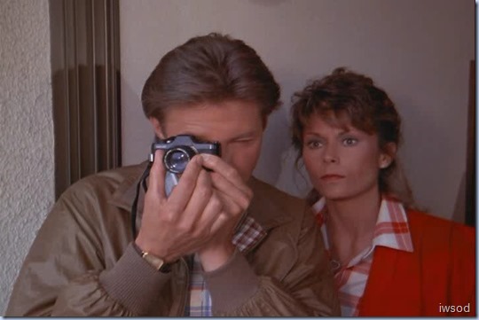 3.22 ALL THE WORLD'S A STAGE.avi_001682315