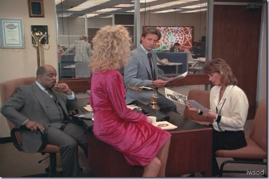 3.22 ALL THE WORLD'S A STAGE.avi_002308408_thumb