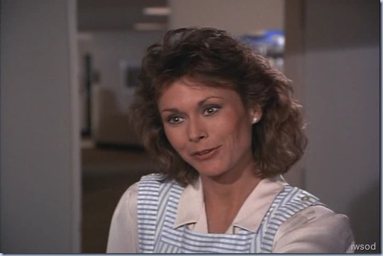 4.04 NO THANKS FOR THE MEMORY.avi_000555422