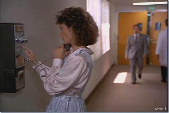 4.04 NO THANKS FOR THE MEMORY.avi_000612979