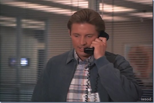 4.04-NO-THANKS-FOR-THE-MEMORY.avi_00[100]