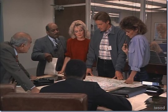 4.04-NO-THANKS-FOR-THE-MEMORY.avi_00[12]