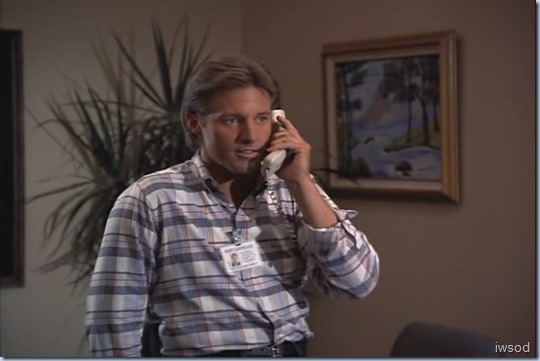 4.04 NO THANKS FOR THE MEMORY.avi_001696129