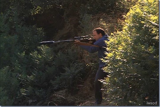 4.04 NO THANKS FOR THE MEMORY.avi_002008375_thumb