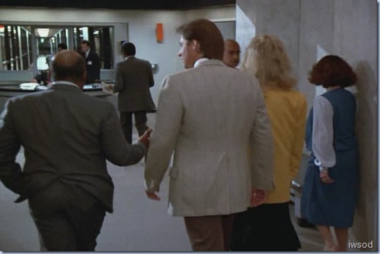 4.05 IT'S IN THE WATER.avi_000434734