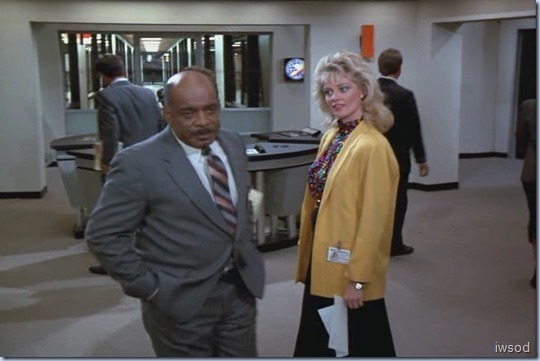 4.05 IT'S IN THE WATER.avi_000460126