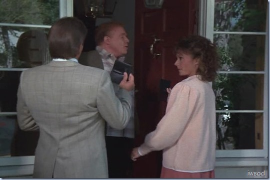 4.05 IT'S IN THE WATER.avi_000525191