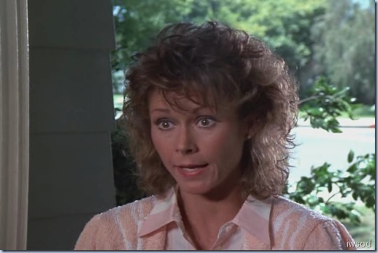 4.05 IT'S IN THE WATER.avi_000537203