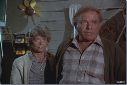 4.05 IT'S IN THE WATER.avi_000624591