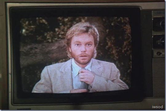 4.05 IT'S IN THE WATER.avi_000674741