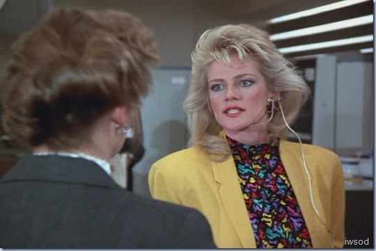 4.05 IT'S IN THE WATER.avi_000695161