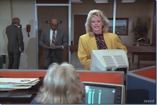 4.05 IT'S IN THE WATER.avi_000702669