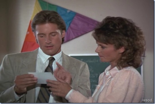 4.05 IT'S IN THE WATER.avi_000857057