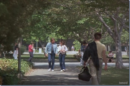 4.05 IT'S IN THE WATER.avi_001908808