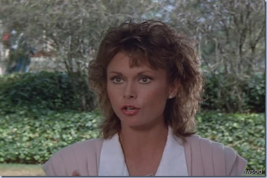 4.05 IT'S IN THE WATER.avi_001931631