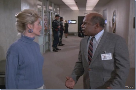 4.05 IT'S IN THE WATER.avi_001992892