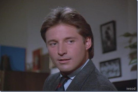 4.05 IT'S IN THE WATER.avi_26570570571_thumb