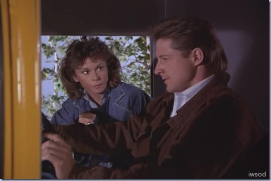 4.13PTK.avi_002340573