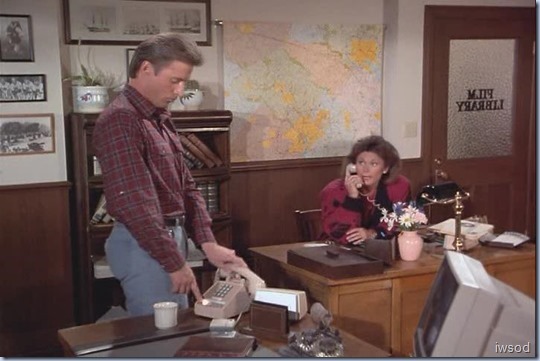 4.14 Rumors of my Death.avi_001039439_thumb