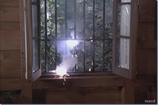 4.15 Bad Timing.avi_001175075