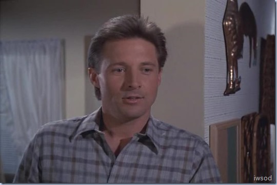 4.15 Bad Timing.avi_001519386