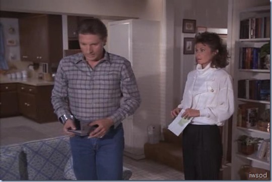 4.15 Bad Timing.avi_001882649_thumb