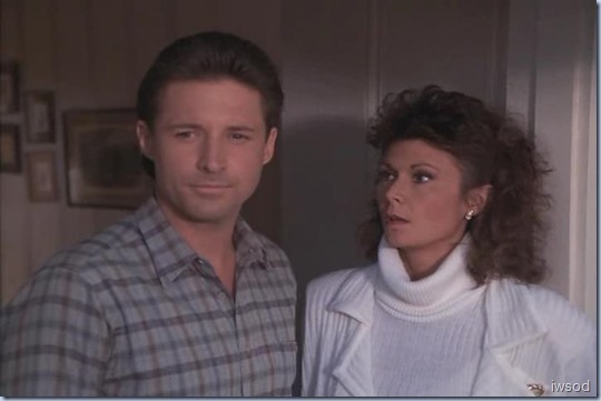 4.15 Bad Timing.avi_002030096_thumb