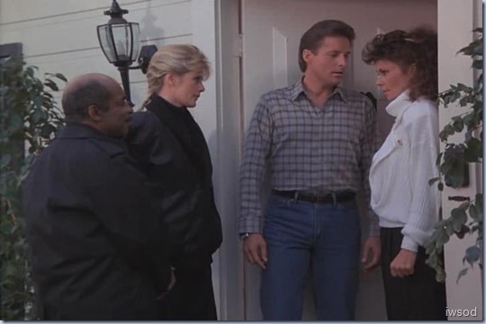 4.15 Bad Timing.avi_002035802_thumb