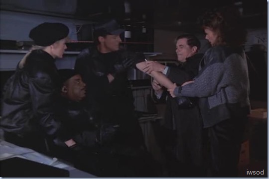 4.15 Bad Timing.avi_002623223