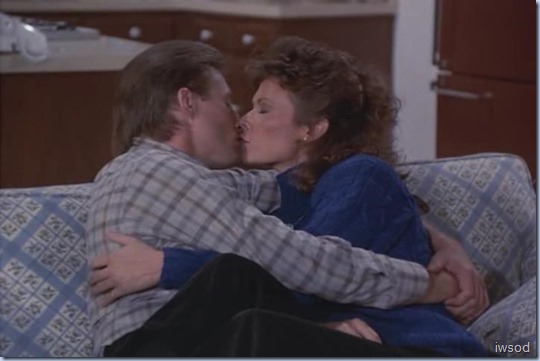 4.15 Bad Timing.avi_002723757