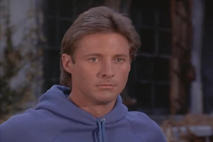 4.17 MISSION OF GOLD.avi_001695995