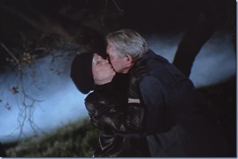 4.22 TKL.avi_000157857