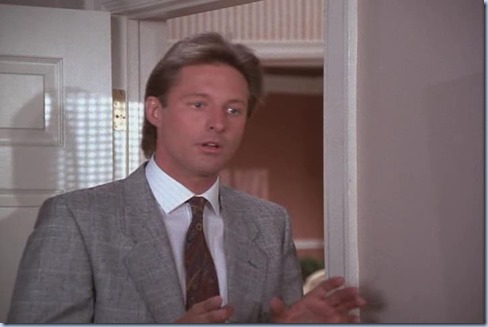 4.22 TKL.avi_000283183