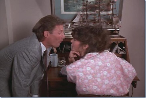 4.22 TKL.avi_000333633