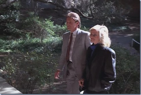 4.22 TKL.avi_001051718