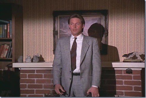 4.22 TKL.avi_001114981