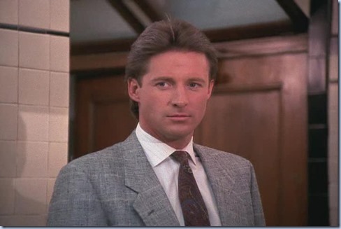 4.22 TKL.avi_001373873