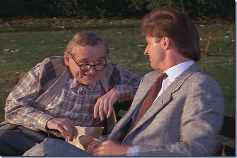 4.22 TKL.avi_001506806