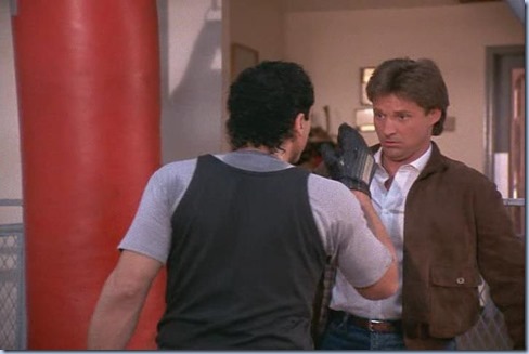 4.22 TKL.avi_001601868