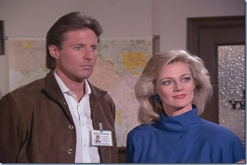 4.22 TKL.avi_001793259