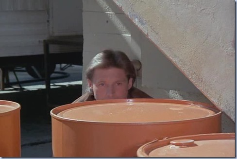 4.22 TKL.avi_002163363