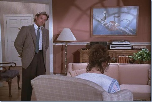 4.22 TKL.avi_002700934